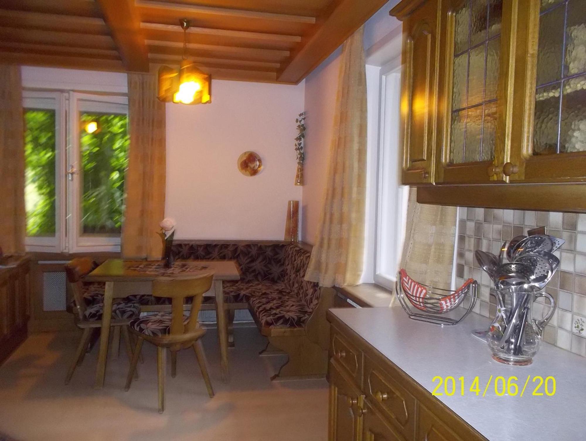 Haus Wastl Apartment Russbach am Pass Gschuett Ngoại thất bức ảnh