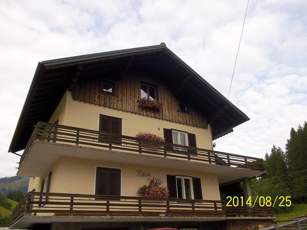 Haus Wastl Apartment Russbach am Pass Gschuett Ngoại thất bức ảnh