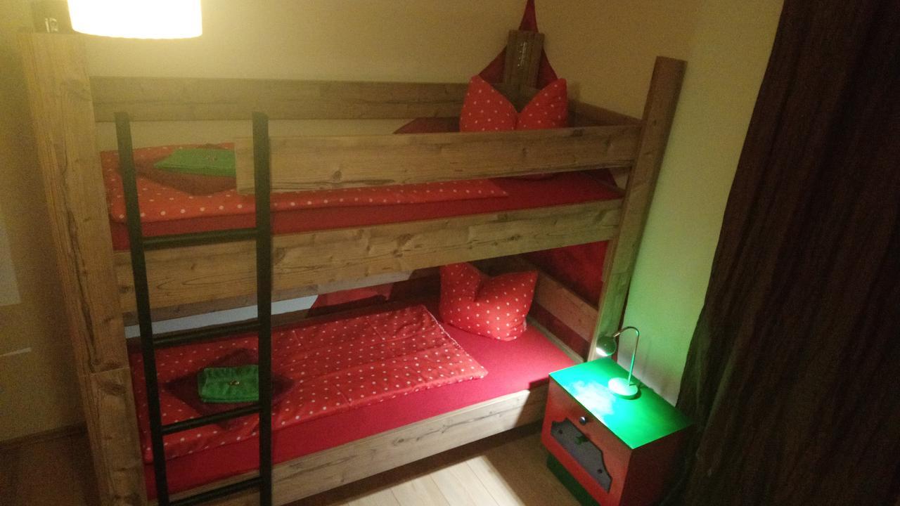 Haus Wastl Apartment Russbach am Pass Gschuett Ngoại thất bức ảnh