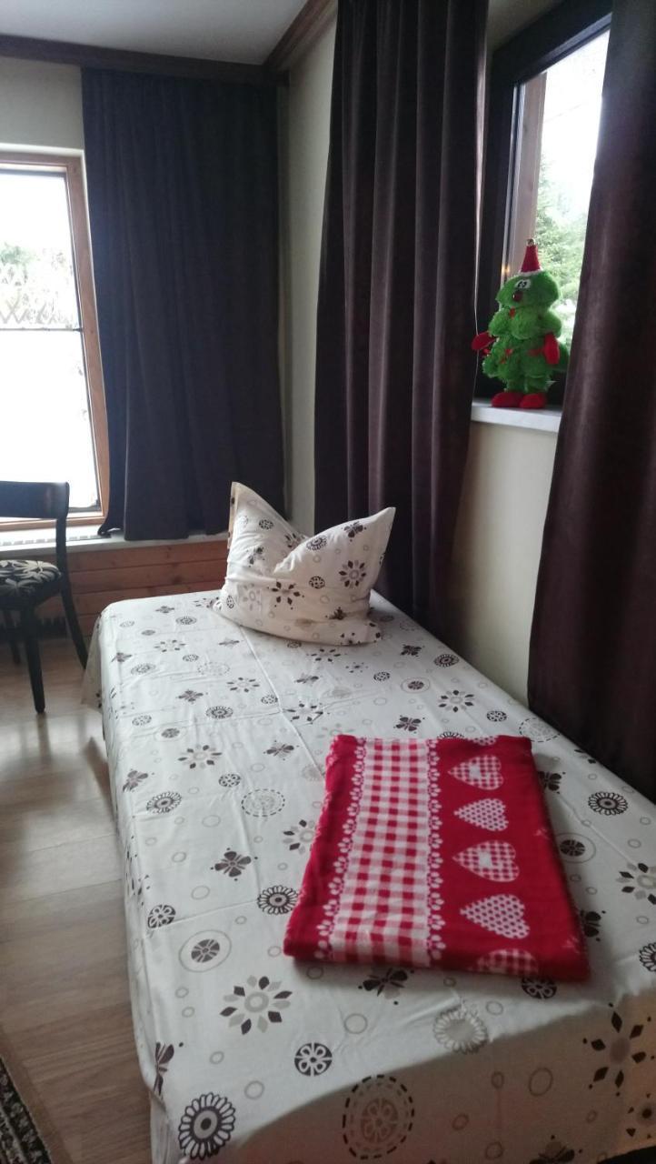 Haus Wastl Apartment Russbach am Pass Gschuett Ngoại thất bức ảnh