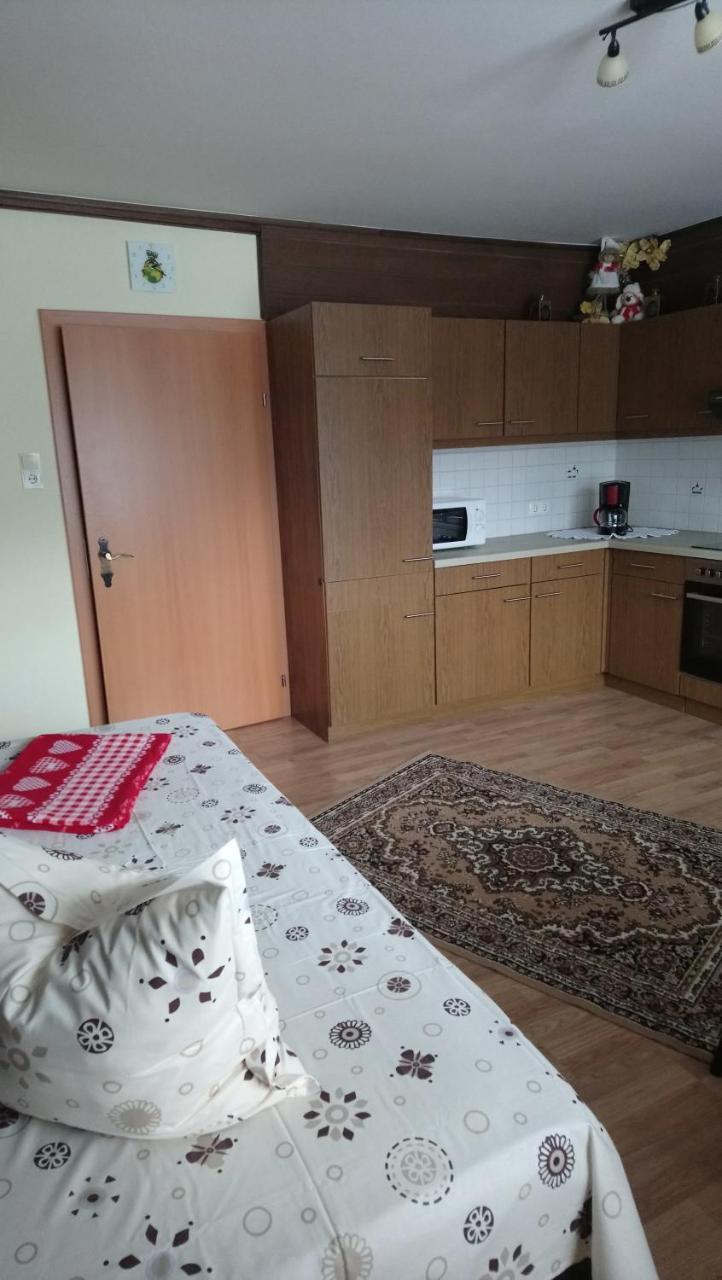 Haus Wastl Apartment Russbach am Pass Gschuett Ngoại thất bức ảnh