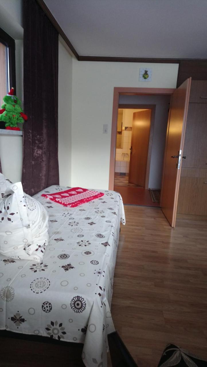 Haus Wastl Apartment Russbach am Pass Gschuett Ngoại thất bức ảnh