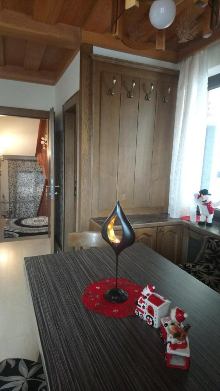 Haus Wastl Apartment Russbach am Pass Gschuett Ngoại thất bức ảnh