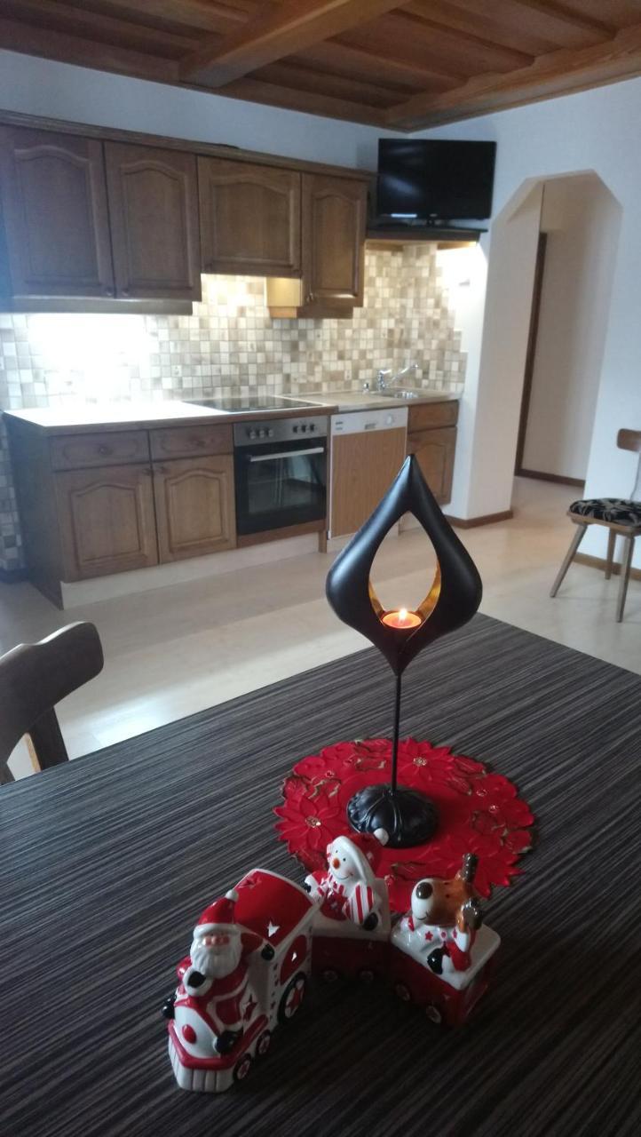 Haus Wastl Apartment Russbach am Pass Gschuett Ngoại thất bức ảnh
