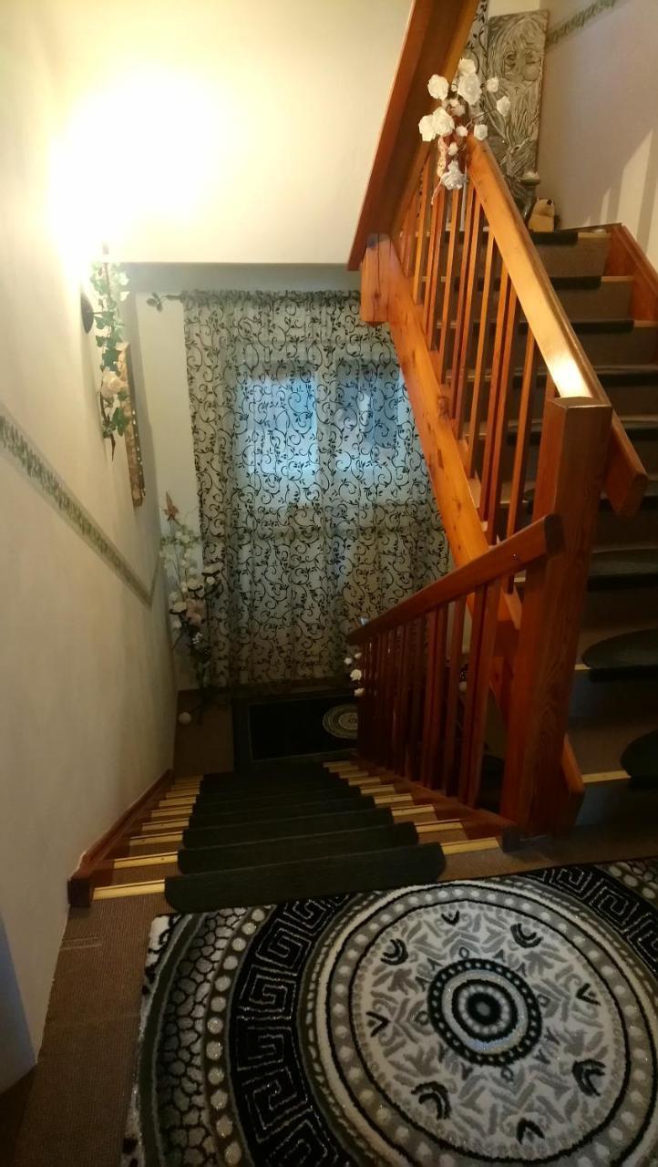 Haus Wastl Apartment Russbach am Pass Gschuett Ngoại thất bức ảnh